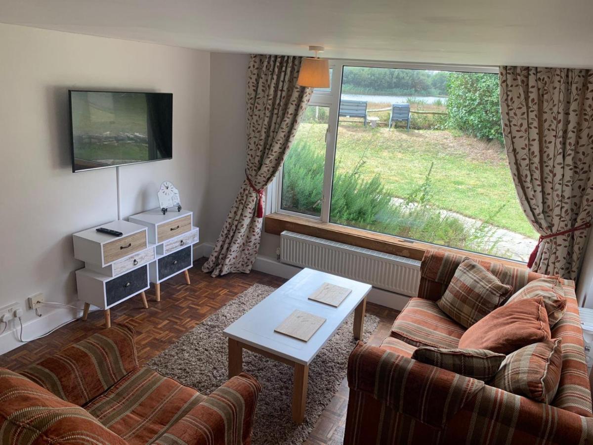 Lakeviews Bed & Breakfast Вэрхэм Экстерьер фото