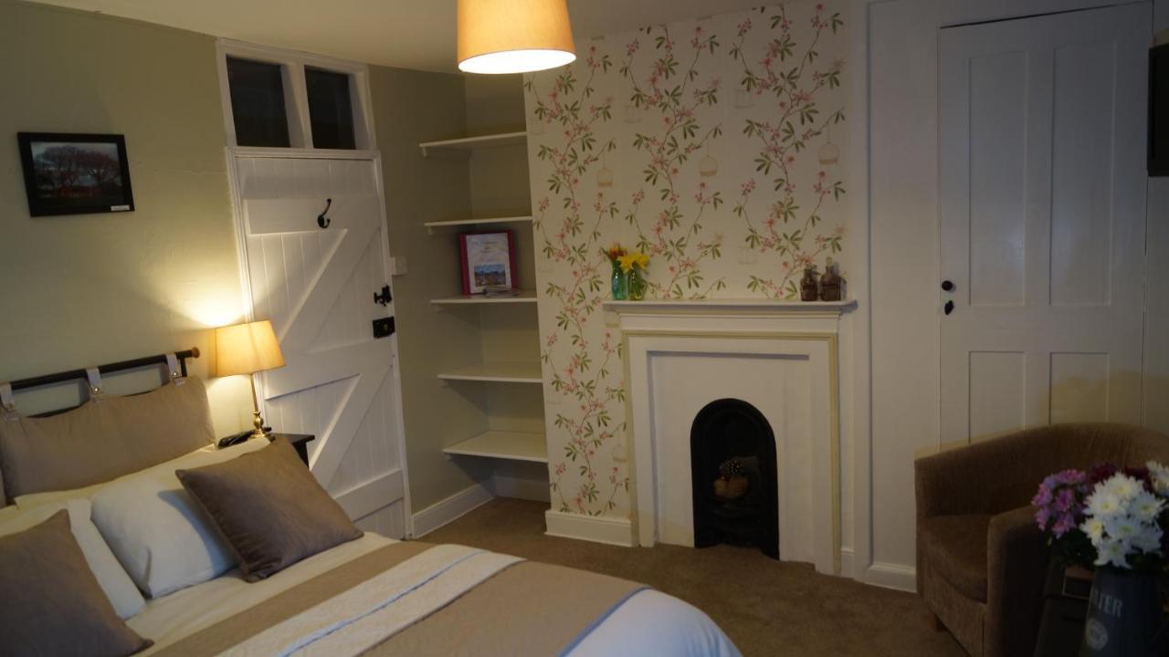 Lakeviews Bed & Breakfast Вэрхэм Экстерьер фото