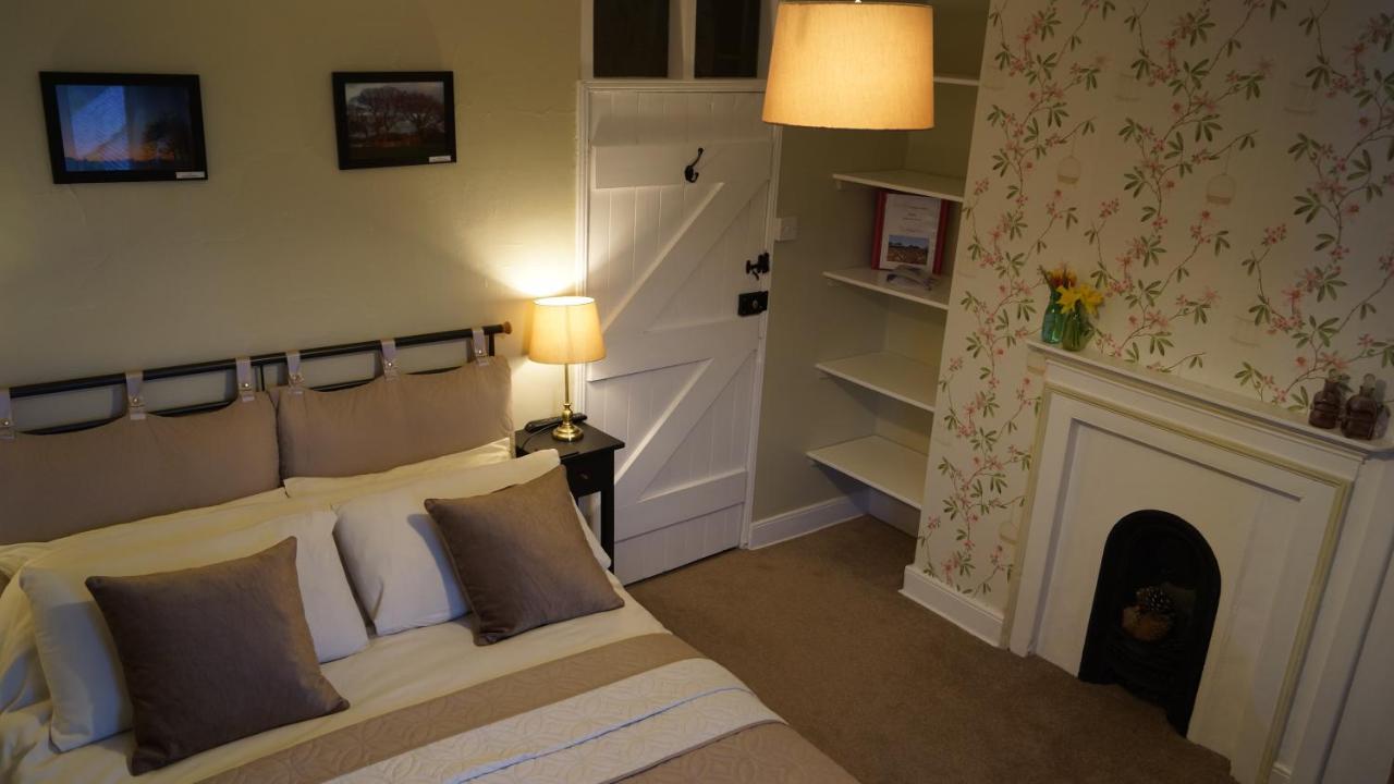 Lakeviews Bed & Breakfast Вэрхэм Экстерьер фото